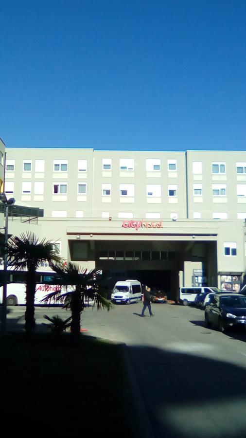 The Golden City Apartments Mostar Exterior photo